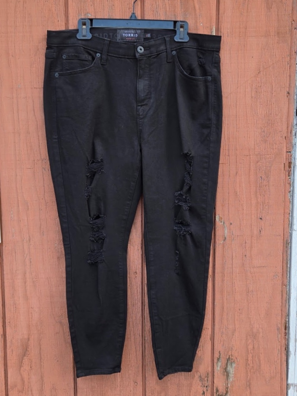 Torrid Black Sky High Skinny Jeans Premium Stretch Distressed Size 18 Short NWOT